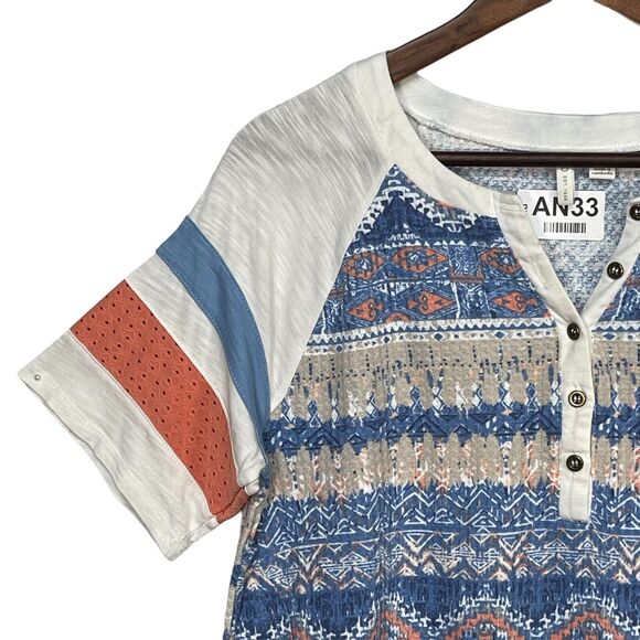 Cato Shirt Top Women Size L Blue Printed Stretch Popover Short Sleeve STAINS - Picture 2 of 14